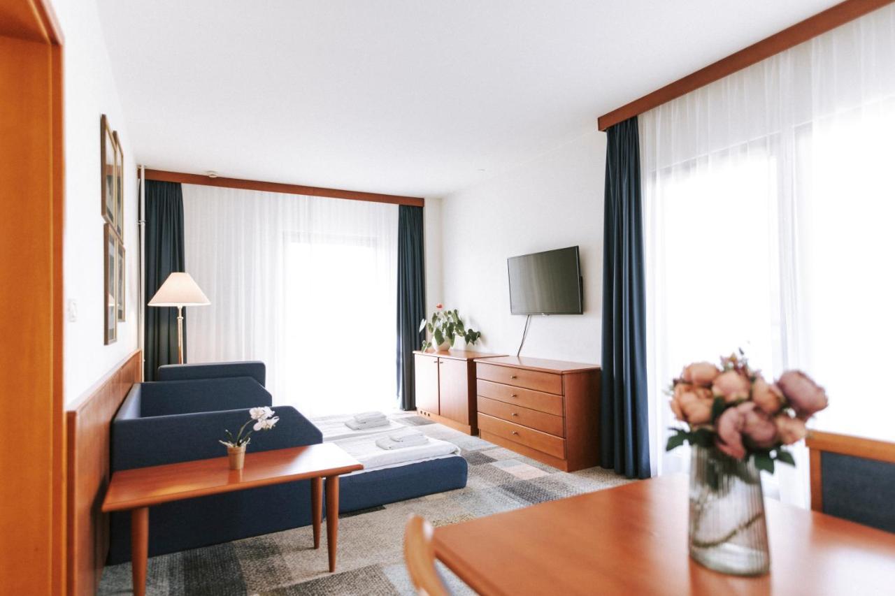 Hotel Toplice - Terme Catez Чатеж-об-Саві Екстер'єр фото