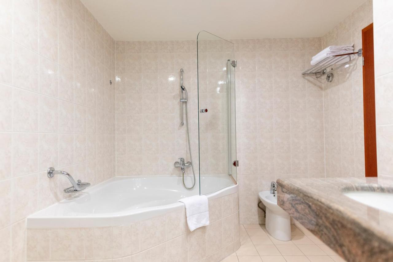 Hotel Toplice - Terme Catez Чатеж-об-Саві Екстер'єр фото