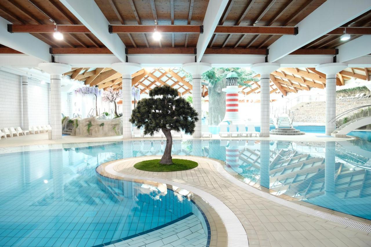 Hotel Toplice - Terme Catez Чатеж-об-Саві Екстер'єр фото